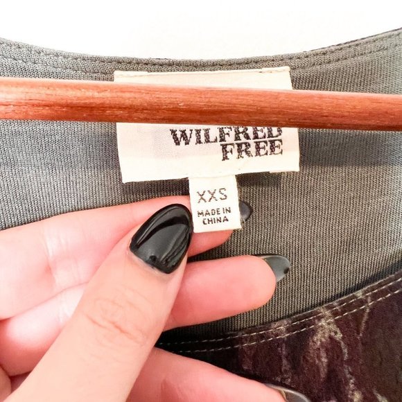 Wilfred Free Aritzia Floral Bohemian T-Shirt Summer Dress - Picture 3 of 9